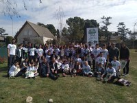ALUMNES DE SECUNDÀRIA SENSIBILITZATS AMB EL PLANETA GRÀCIES A PLANT FOR THE PLANET 