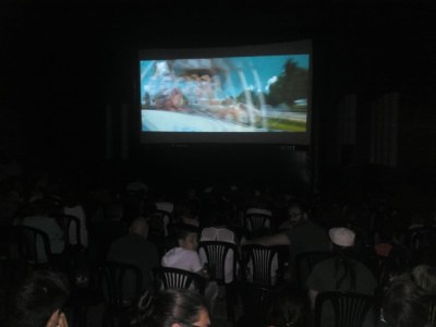 EL CINEMA OMPLE LA PLAÇA MAJOR EN EL CAPVESPRE DE DIMECRES