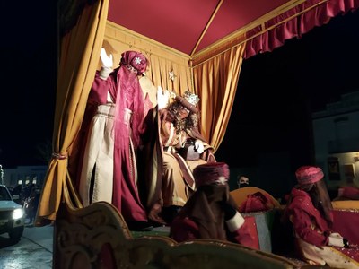  ÈXIT DE LA CAVALCADA DE REIS DE GUISSONA, AMB UN RECORREGUT ITINERANT PER A EVITAR AGLOMERACIONS