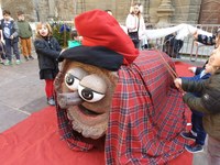 ÈXIT EN LA TRADICIONAL CAGADA DEL TIÓ DELS DESITJOS