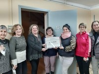 L'ASSOCIACIÓ DE DONES NÈVIA RECAPTA 694.00€ QUE ENTREGA A REFEM LLEIDA