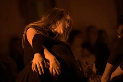 L'ESCOLA DE DANSA MONTSE ESTEVE COL·LABORA EN UN ESCPECTACLE DE COMPANYIA SOL PICÓ
