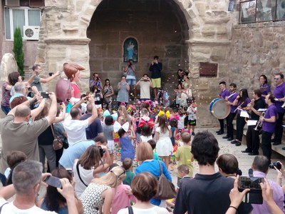 FLORS I COLORS A LA FESTA DE L’ENRAMADA 2017