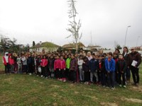 GUISSONA HA COMMEMORAT EL DIA DE L'AIGUA AMB UNA PLANTADA ESCOLAR