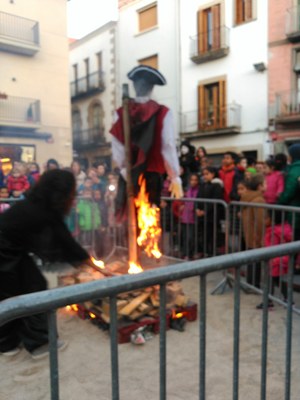 Guissona s'acomiada del Carnaval i celebra els  10 anys de carnaval intergeneracional