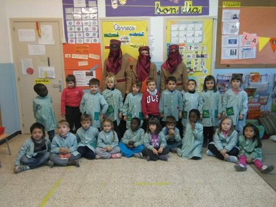 PATGES REIALS VISITEN ELS CENTRES EDUCATIUS DE GUISSONA