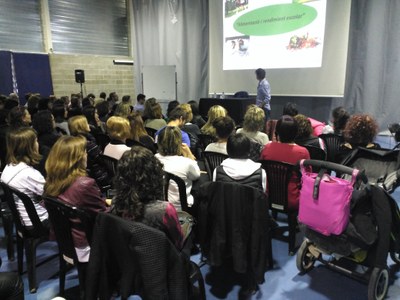 XEVI VERDAGUER A L'ESCOLA DE PARES DE GUISSONA