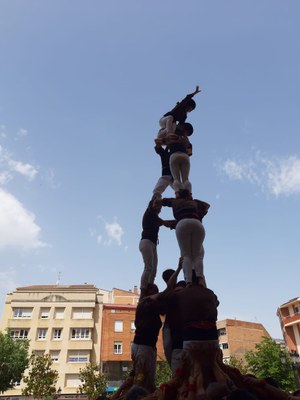 TORNEN ELS CASTELLS DELS MARGENERS A MOLLERUSA
