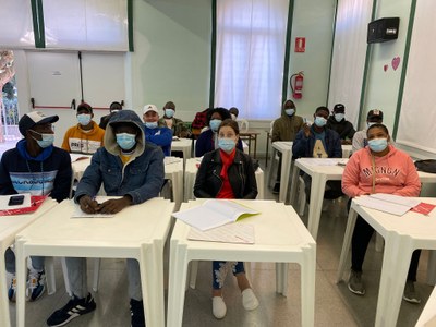 UNA QUARENTENA DE PERSONES COMENCEN A APRENDRE EL CATALÀ